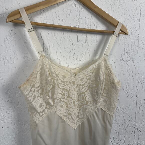 Vintage 70s Cream Lace Satin Cami Tank Top Adjustable Straps Cottagecore Small - Picture 2 of 4